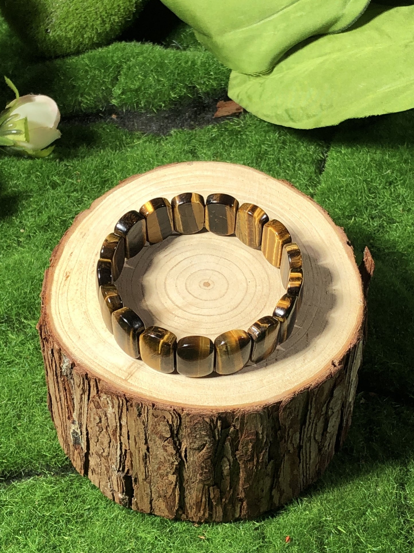 Ovales Armband aus natürlichem gelbem Tigerauge, handgefertigt.