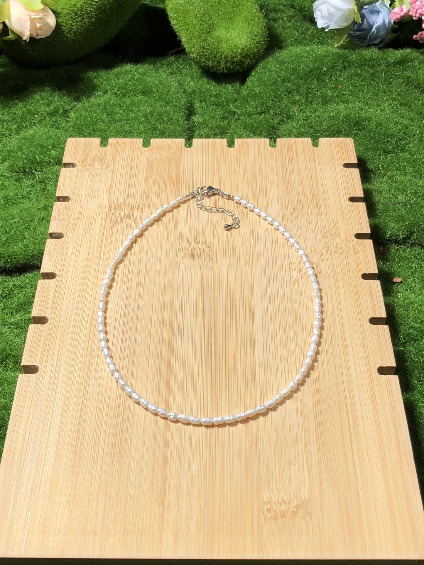 Halskette aus natürlichen Süßwasserperlen, handgefertigt