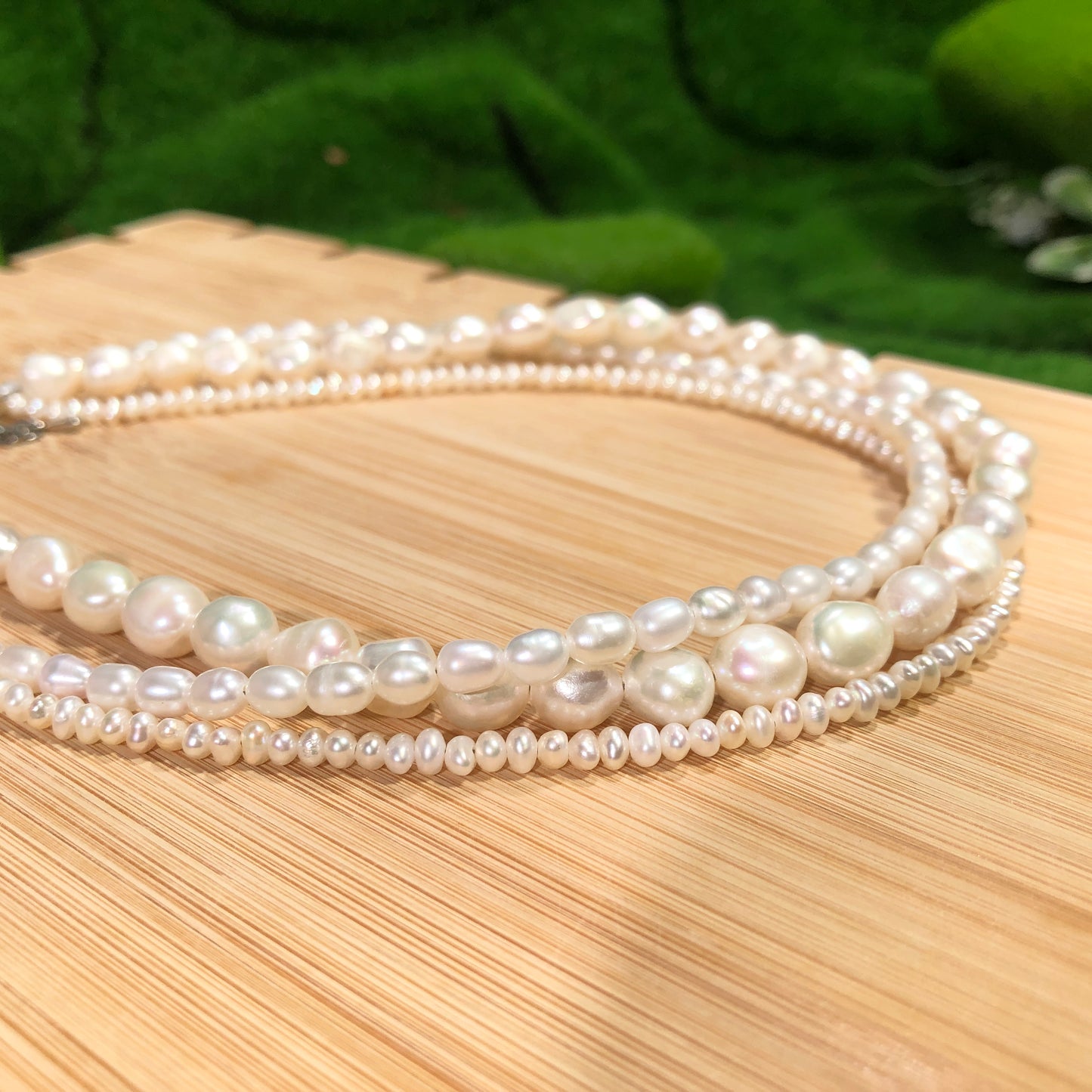Exquisite Süßwasserperlenkette, drei Ringe, Kupfer mit 14K Gold plattiert, handgefertigt