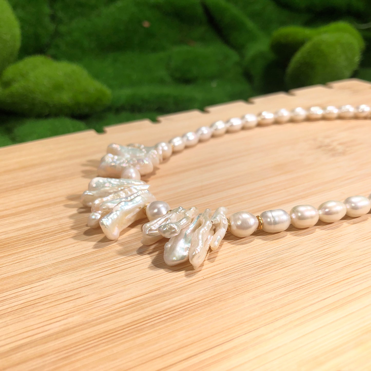 Natürliche Süßwasserperlen, Barockperlenkette, 14-karätig vergoldetes Kupfer, handgefertigte Süßwasserperlen.