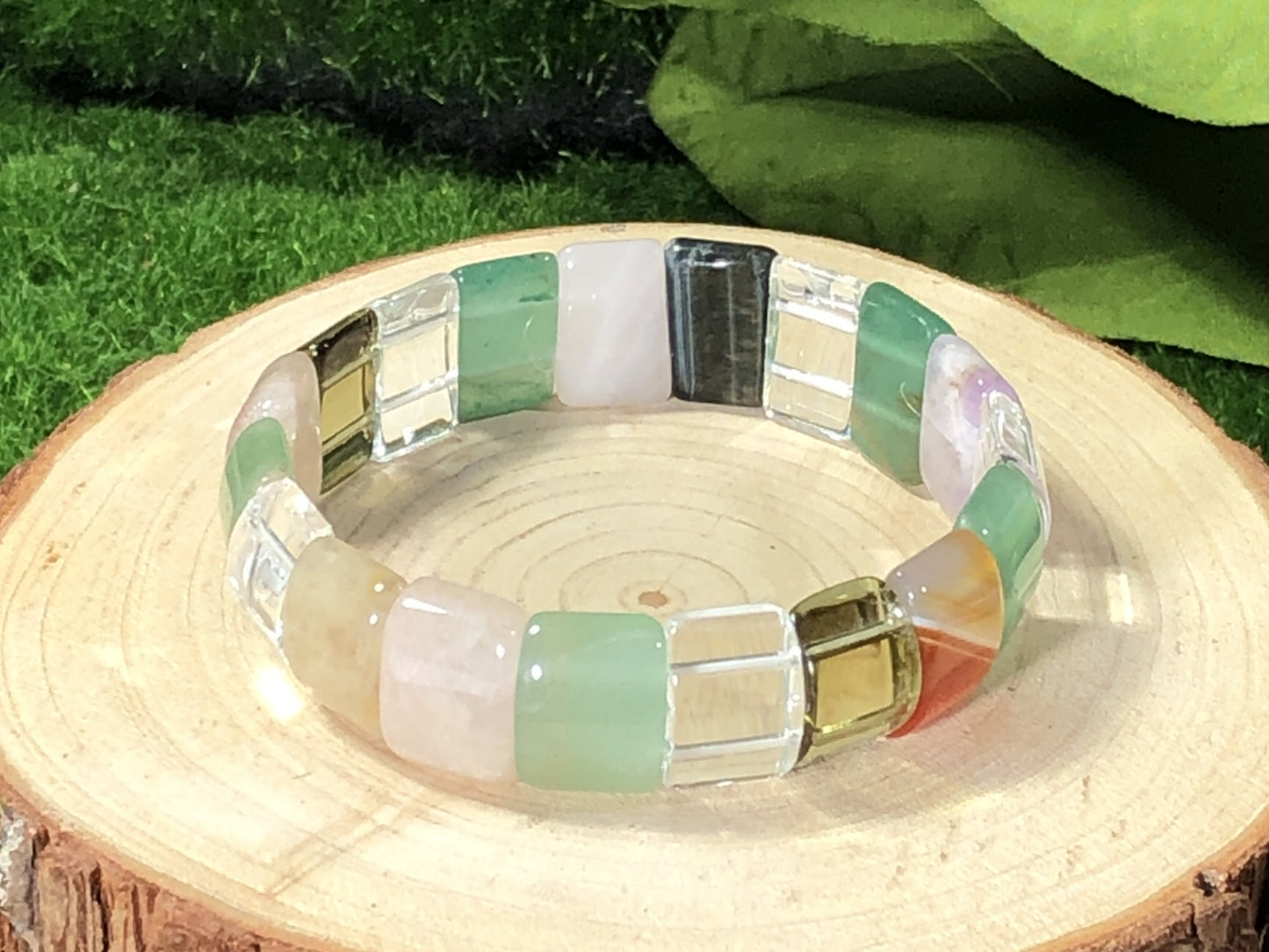 Quadratisches Armband aus natürlichem Aventurin, handgefertigt.