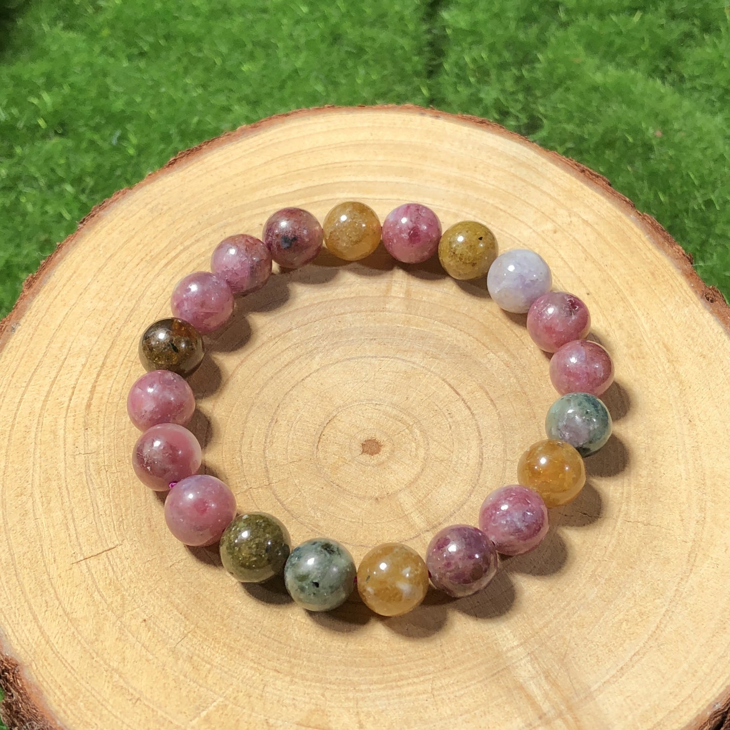 Armband aus naturfarbenem Turmalin, handgefertigt