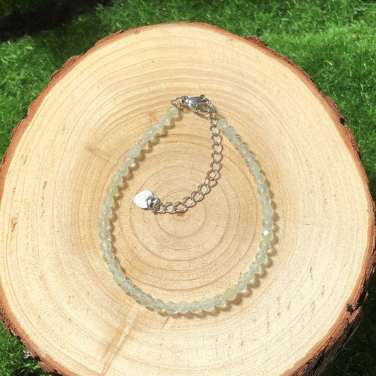 Armband aus natürlichem Prehnit, Kette aus 925er Sterlingsilber, handgefertigt.