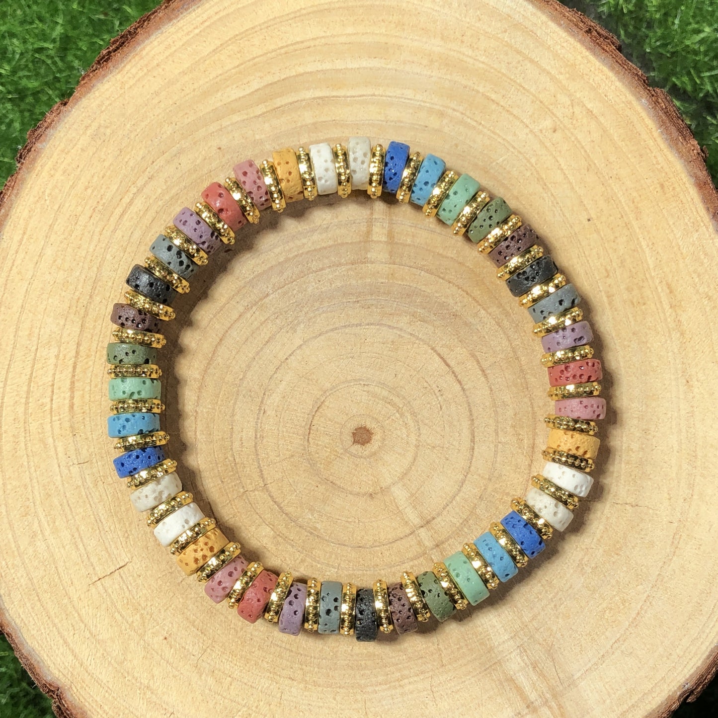 Farbenfrohes Armband aus Vulkangestein, Dopamin-Armband, handgefertigt.