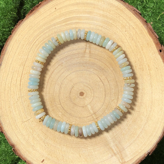 Armband aus natürlichen Amazonas-Steinflockenperlen, handgefertigt