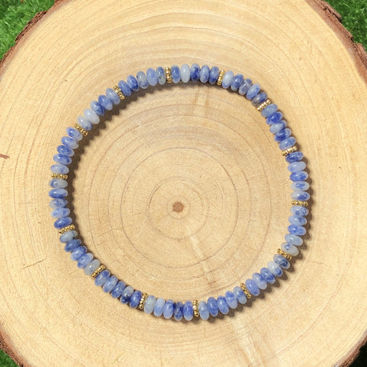 Armband aus natürlichen Blaustein-Flockenperlen, handgefertigt
