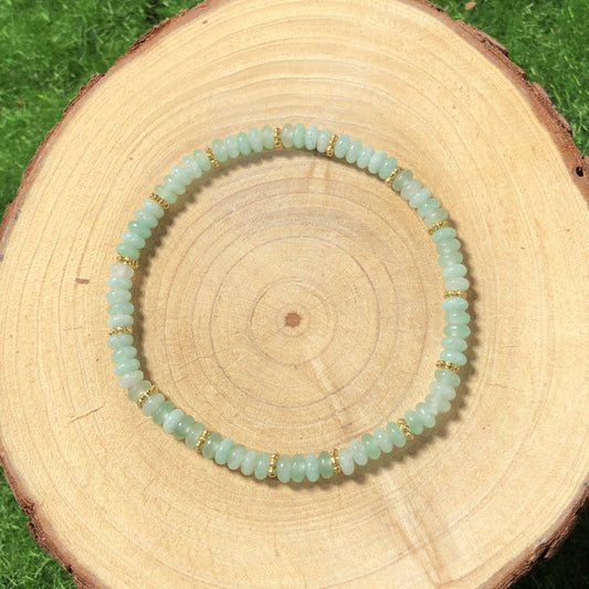 Armband aus natürlichen grünen Aventurinperlen, handgefertigt.