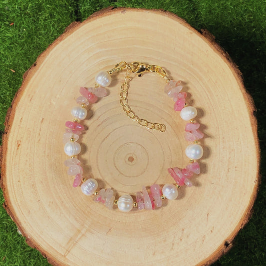 Armband aus natürlichem Süßwasserperlen-Kirschblütenachat, handgefertigt.