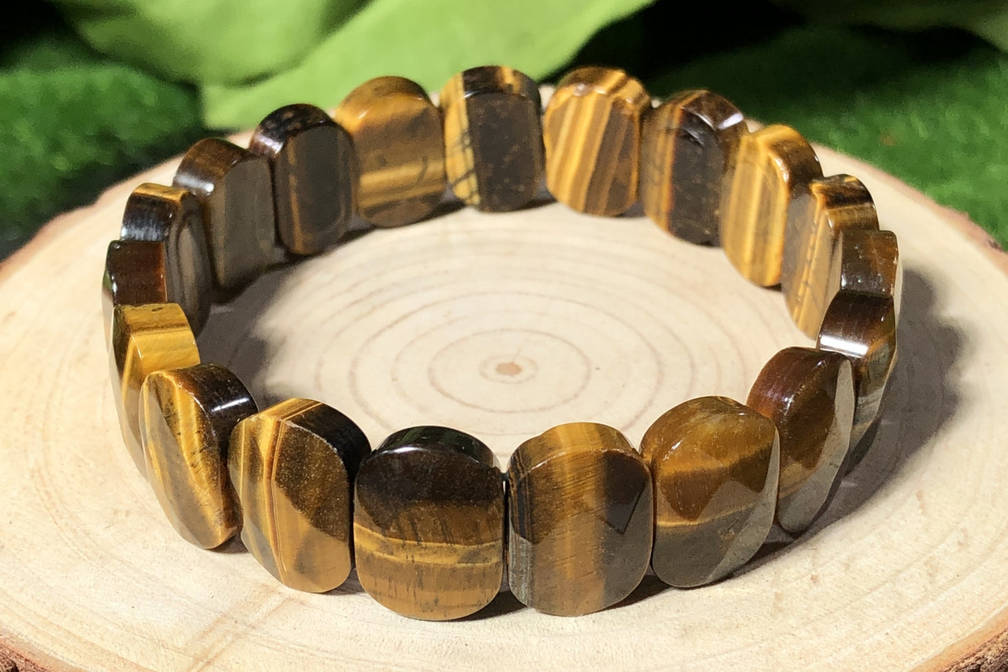 Armband aus natürlichem gelbem Tigerauge mit ovalem Facettenschliff, handgefertigt.