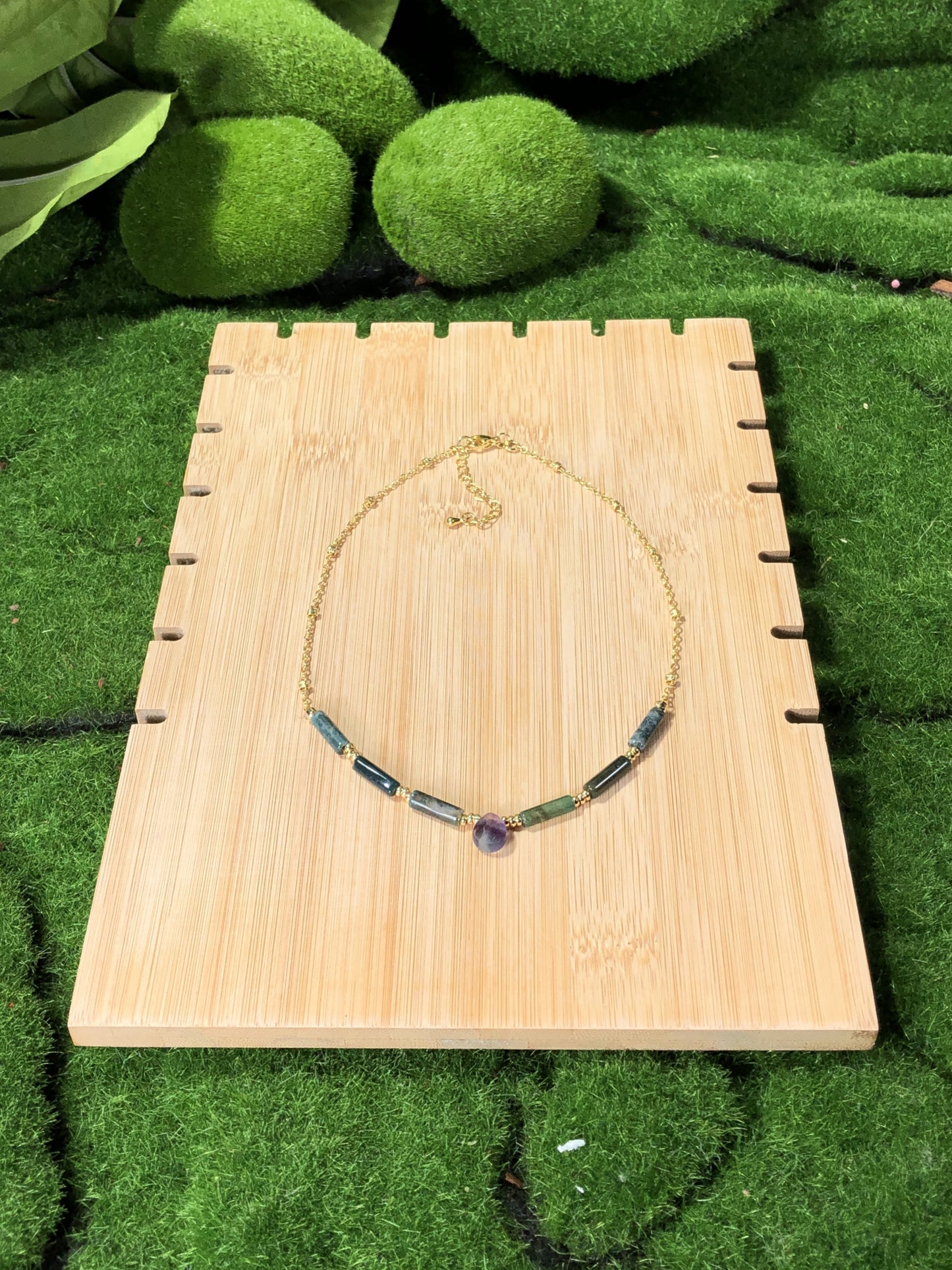 Halskette aus natürlichem Achat, kupferplattiert mit 14-karätigem Gold, handgefertigt.