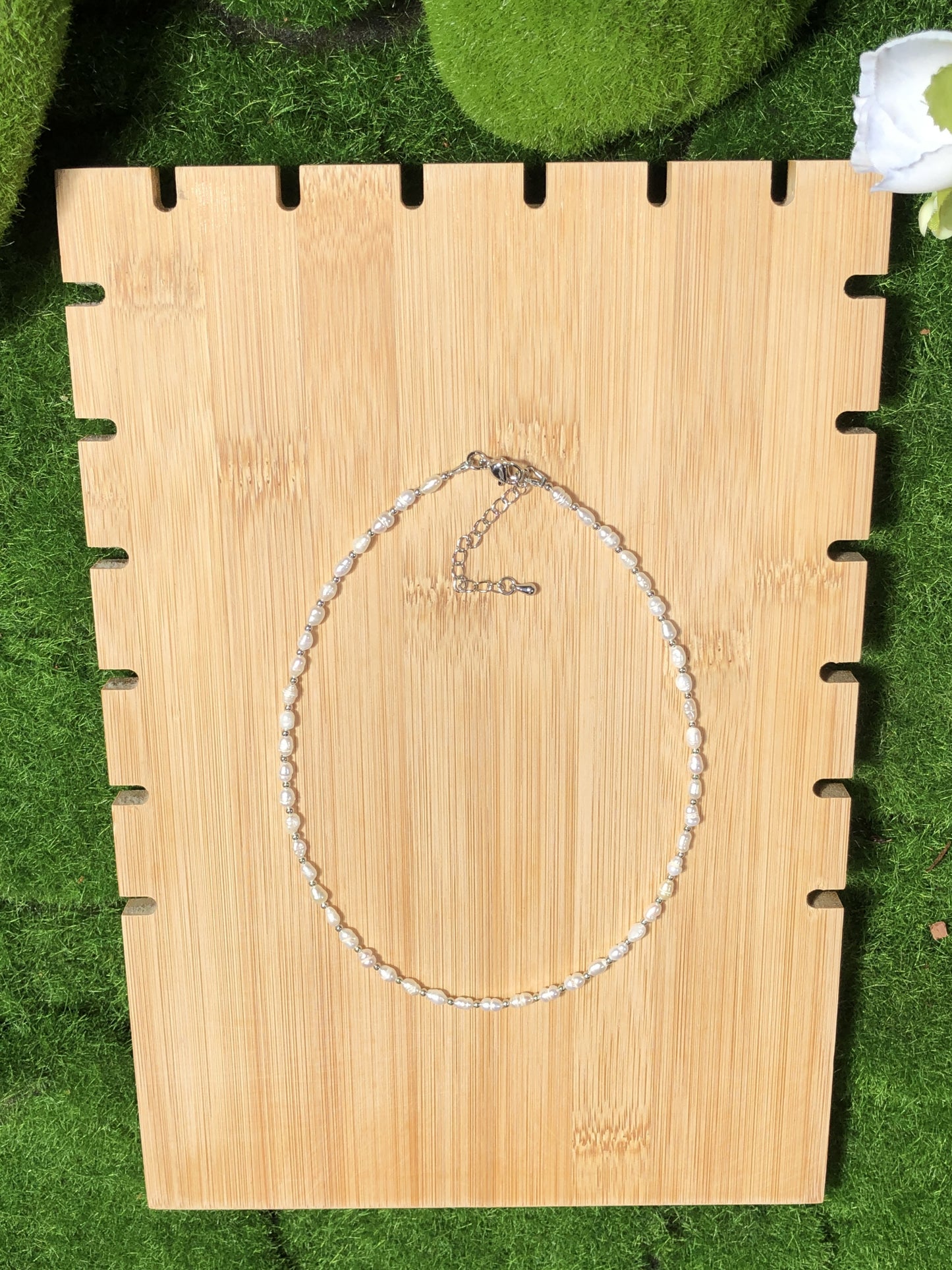 Halskette aus natürlichen Süßwasserperlen, handgefertigt