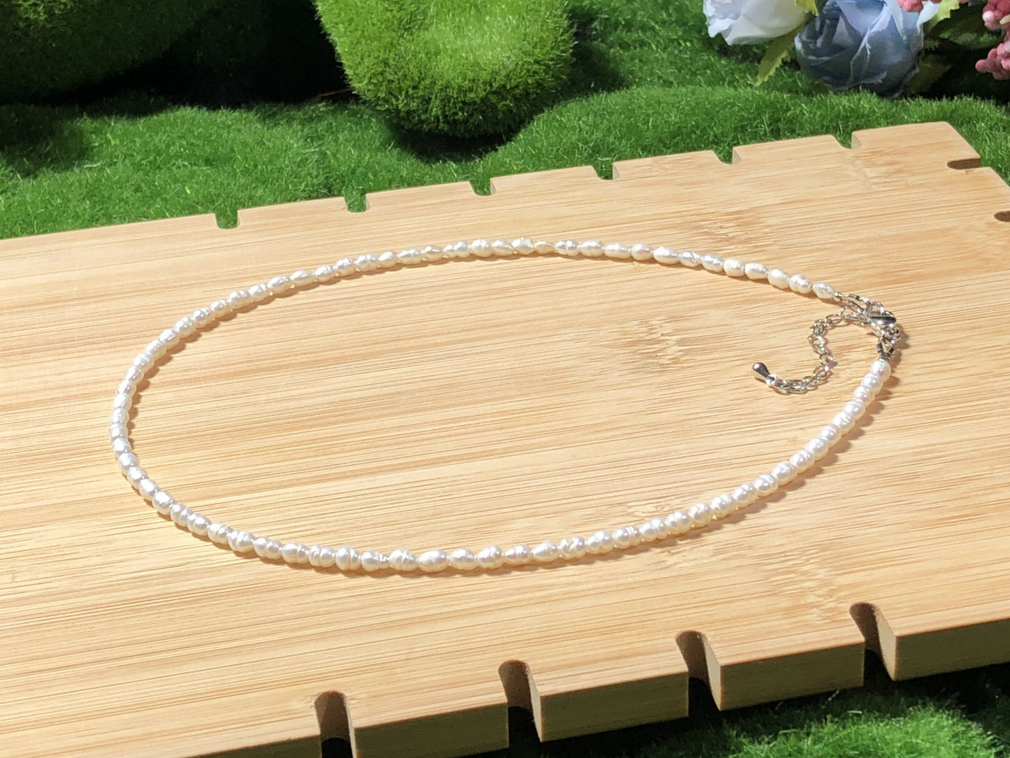 Halskette aus natürlichen Süßwasserperlen, handgefertigt