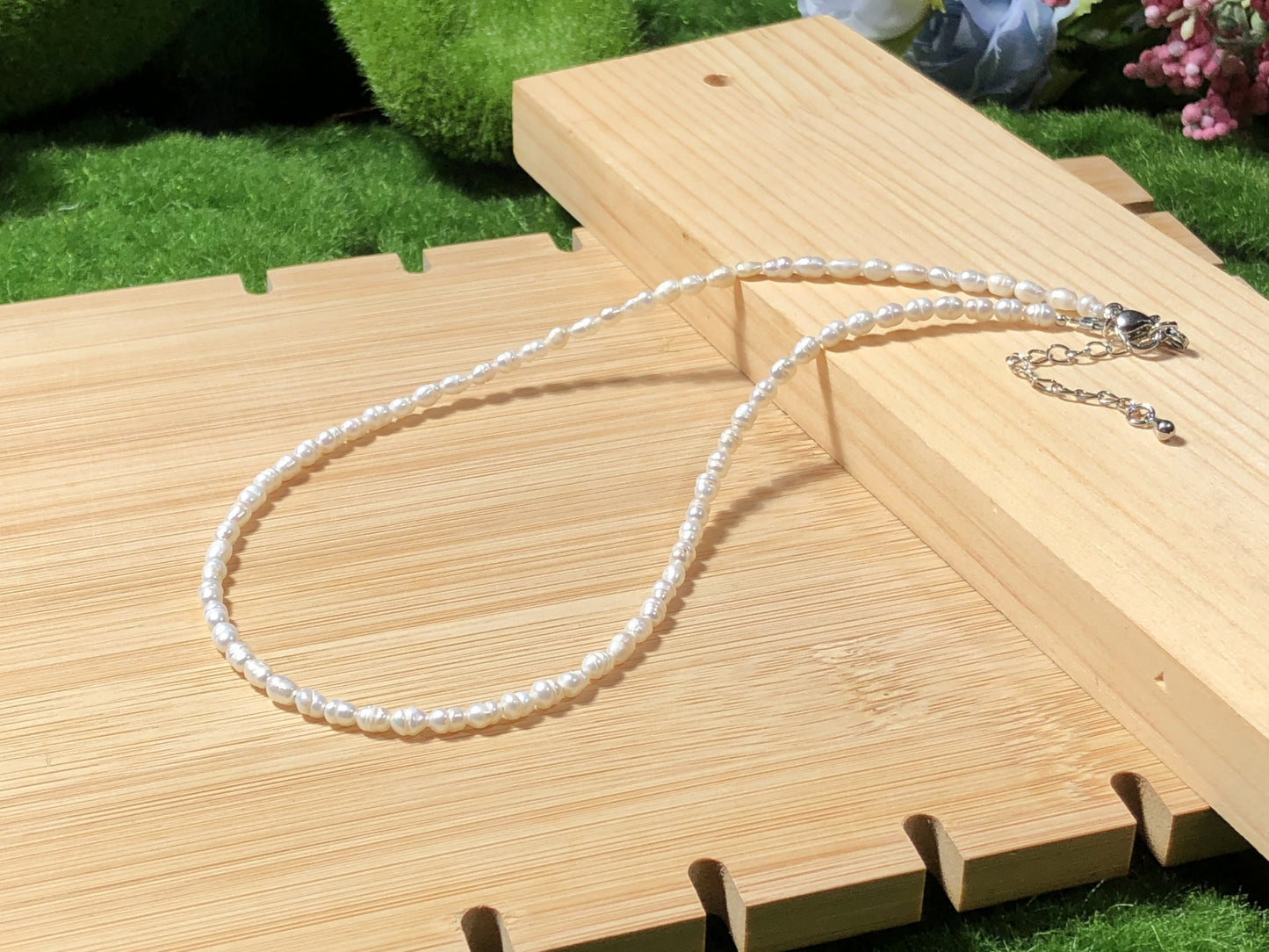Halskette aus natürlichen Süßwasserperlen, handgefertigt