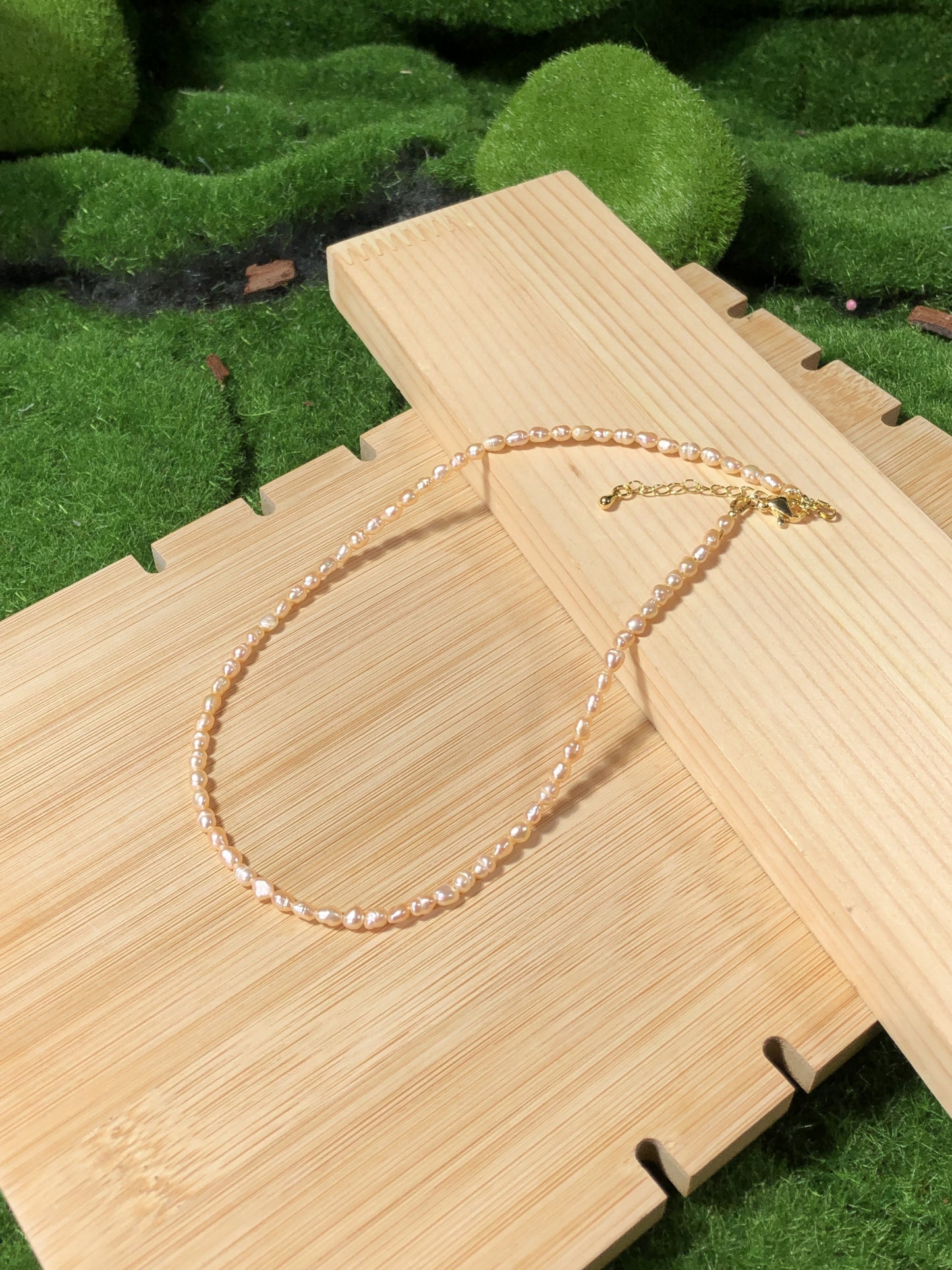 Natürliche gelbe Süßwasserperlenkette, handgefertigt.