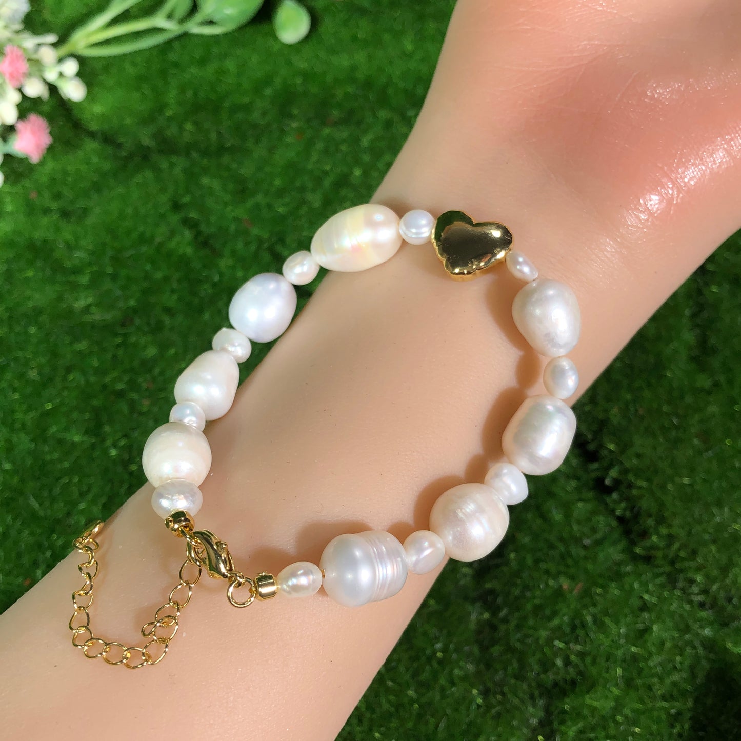 Zarte natürliche Süßwasserperle in Herzform, Kupfer mit 14K Gold überzogen,Armband handgefertigt