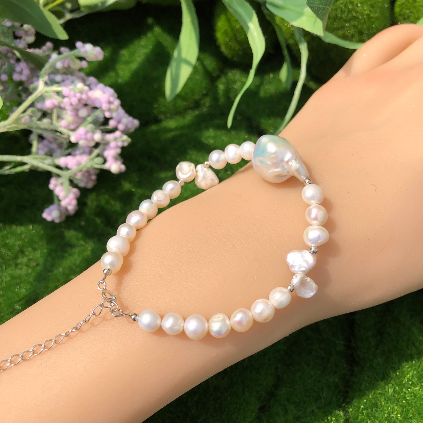 Exquisites Armband aus natürlichen Süßwasserperlen und Barockperlen, handgefertigt