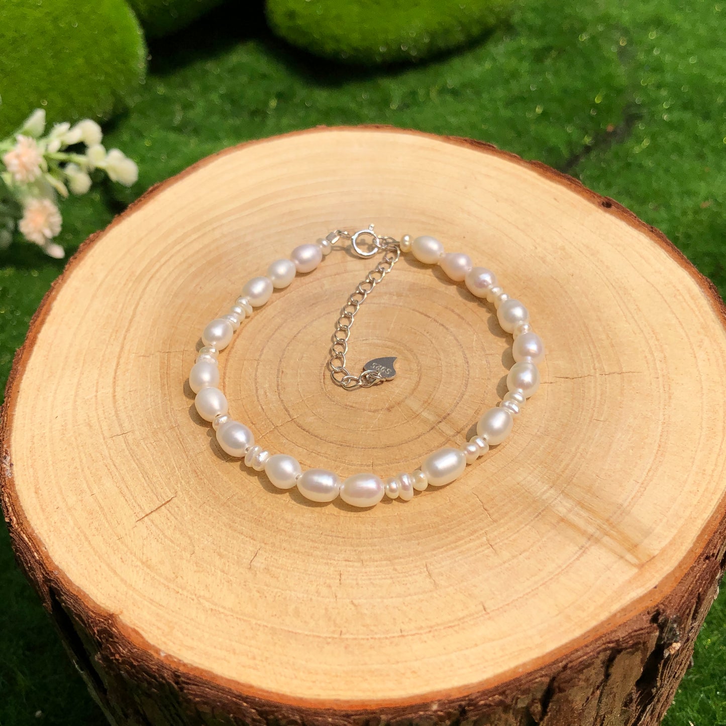 Wunderschönes Armband aus natürlichen Süßwasserperlen, handgefertigt