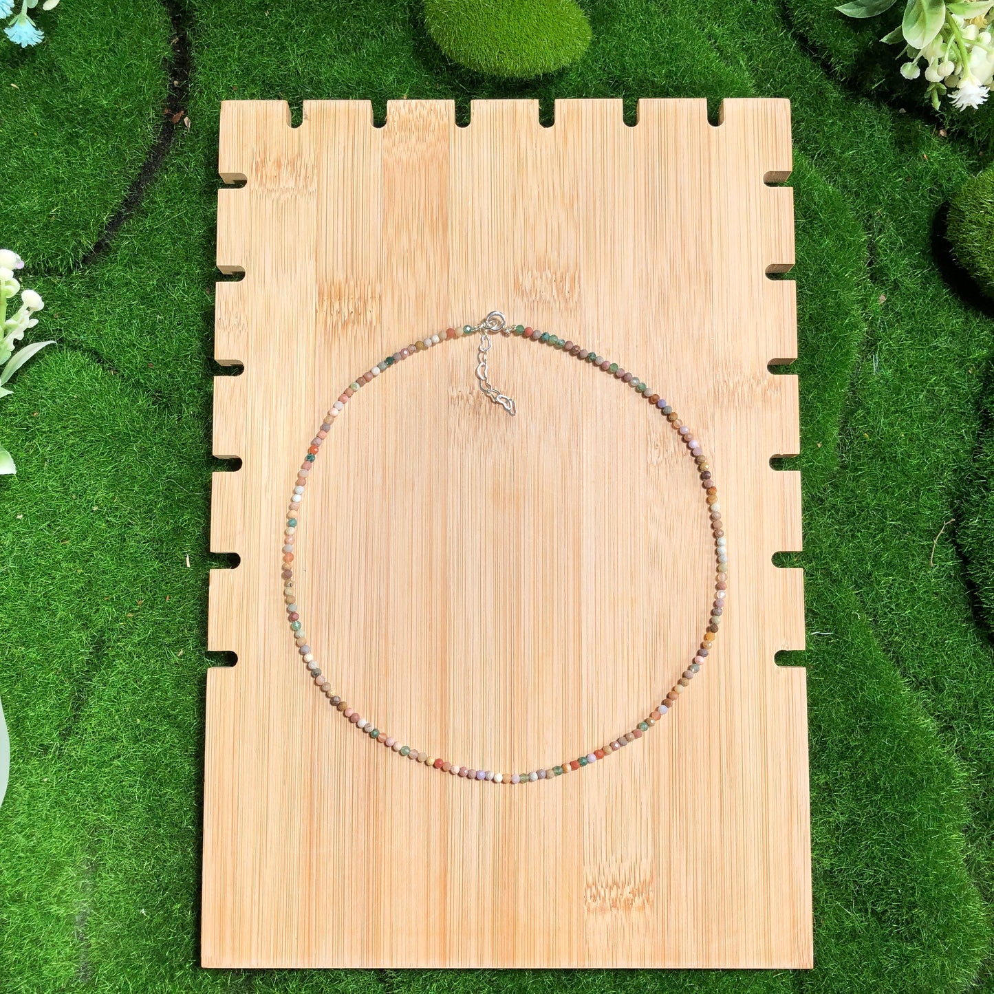 Bunte Achat-Halskette, handgefertigt