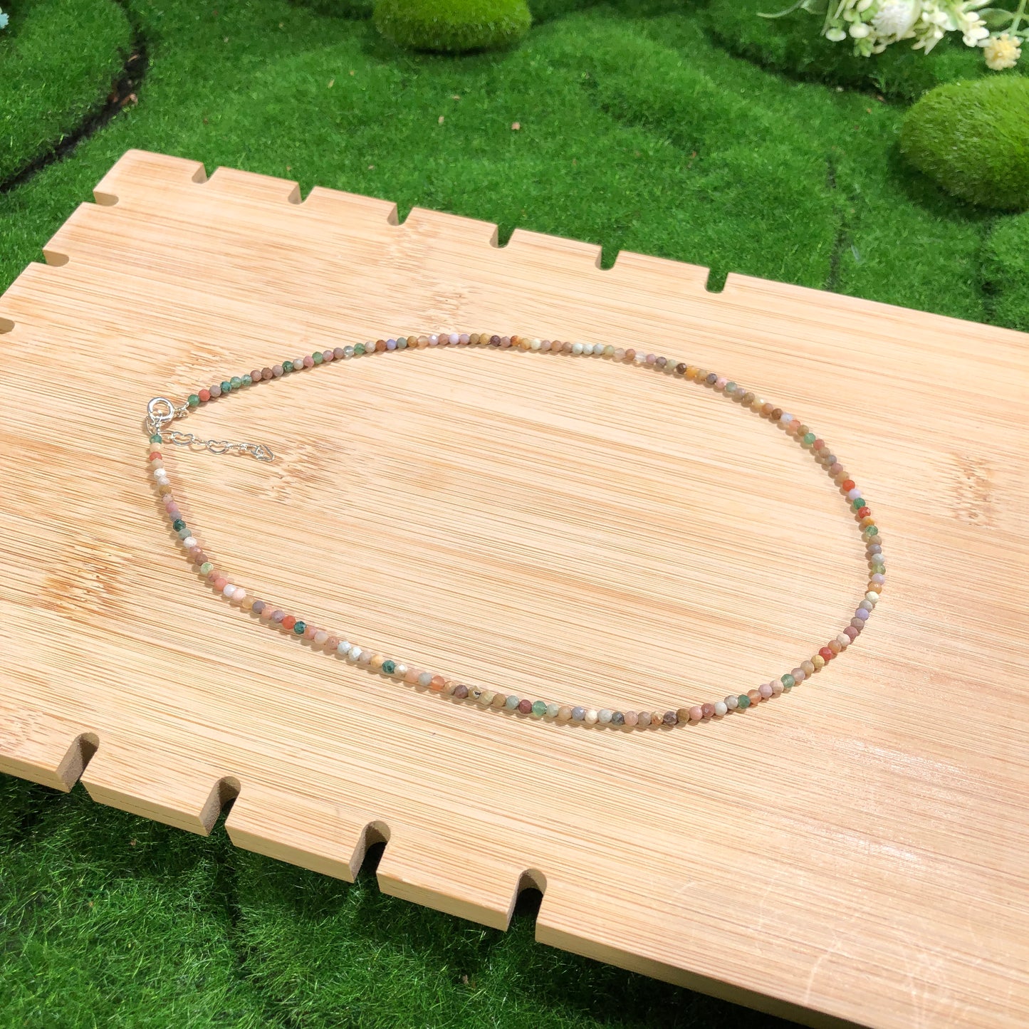 Bunte Achat-Halskette, handgefertigt