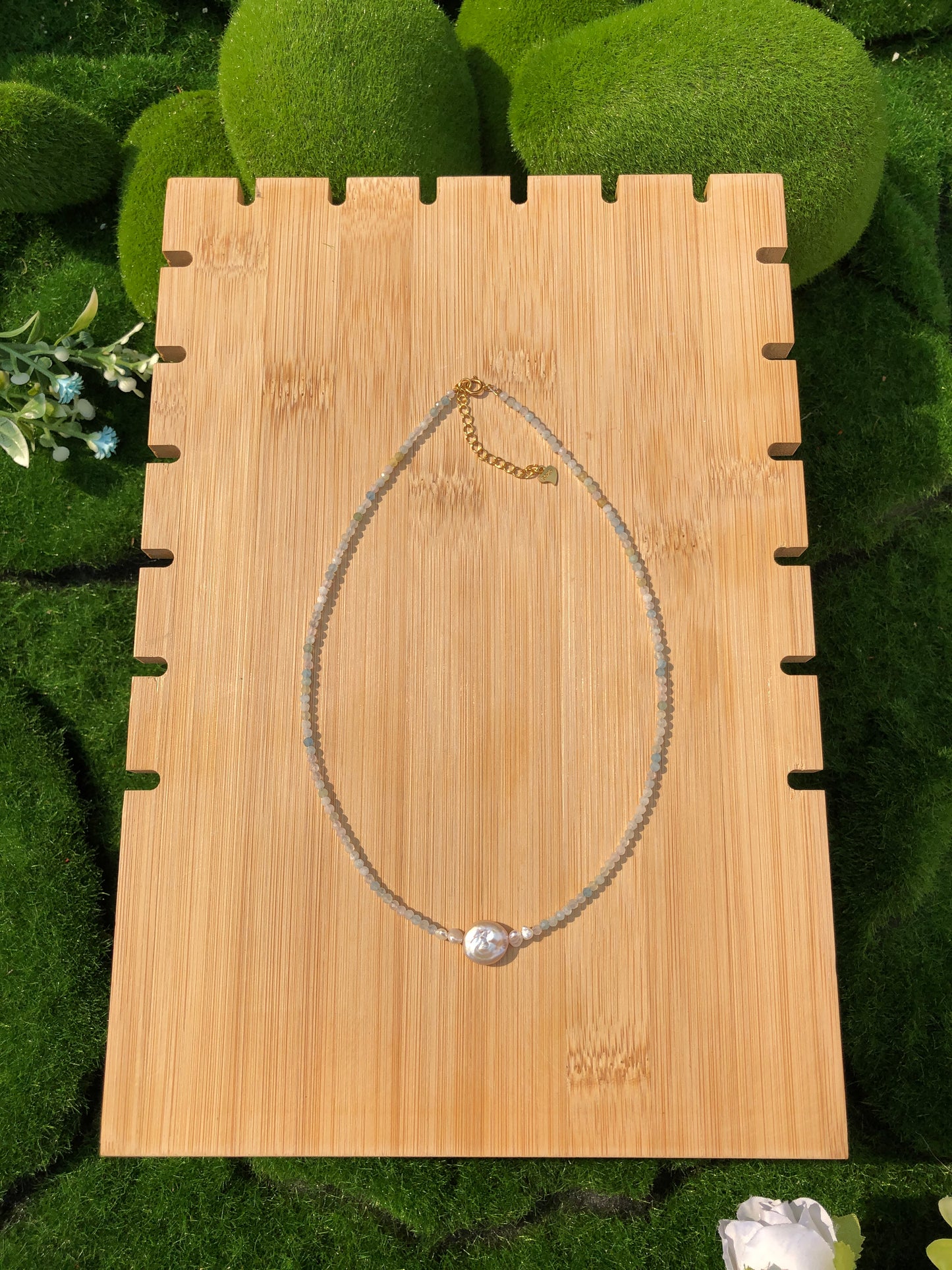 Natürliche exquisite farbige Steinperle Kupfer vergoldet 18K Halskette handgefertigt