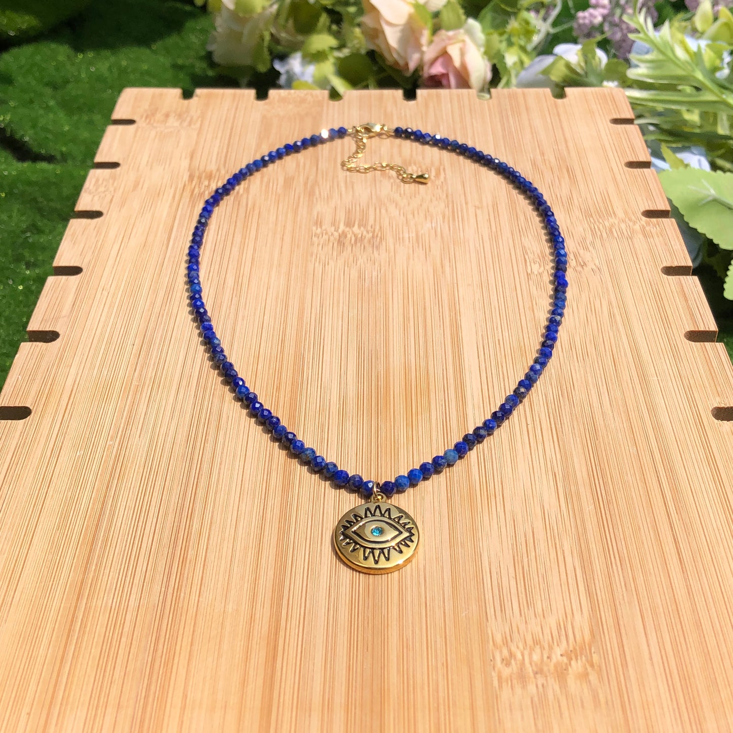 Exquisiter Lapislazuli-Teufelsauge-Anhänger aus Titanstahl 14K vergoldet handgefertigt, Verlängerungskette aus Kupfer 14K vergoldet Halskette