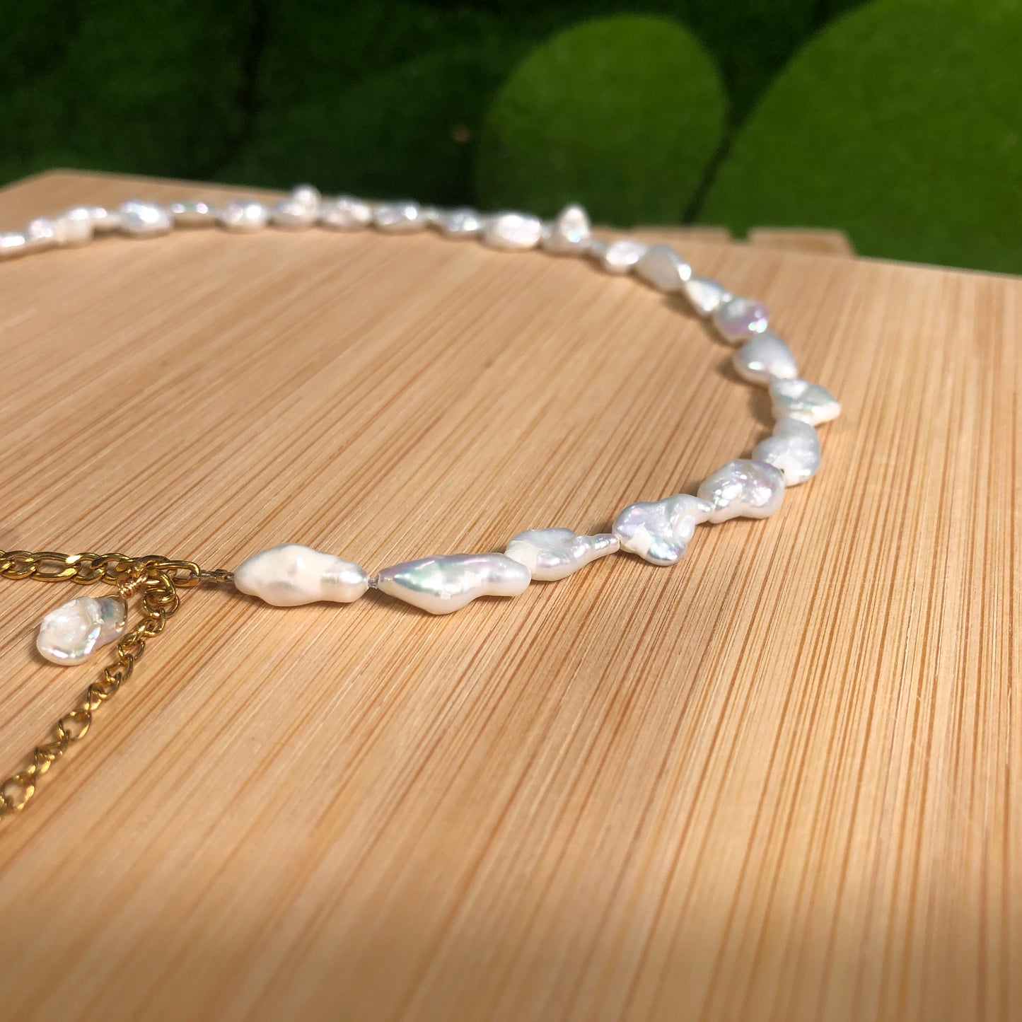 Exquisite Süßwasserperlenkette, Kupfer plattiert mit 18K Gold, handgefertigt