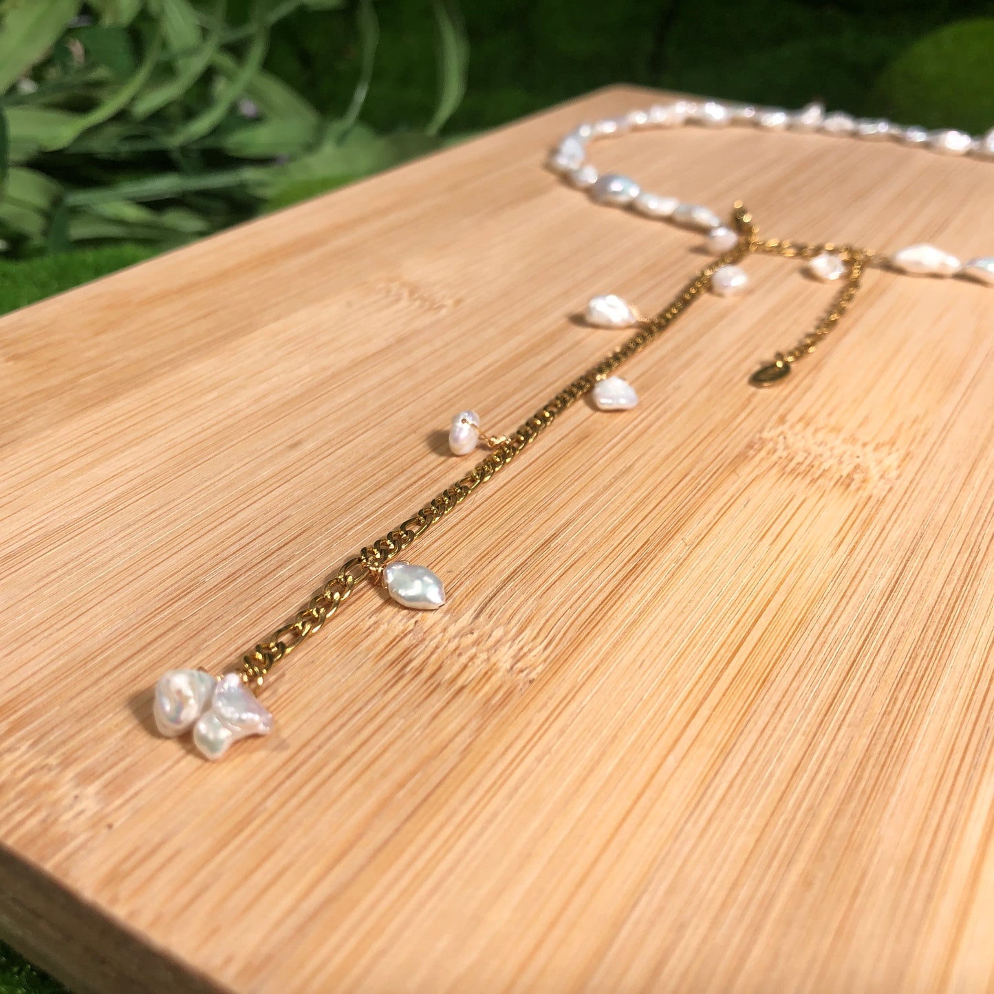 Exquisite Süßwasserperlenkette, Kupfer plattiert mit 18K Gold, handgefertigt