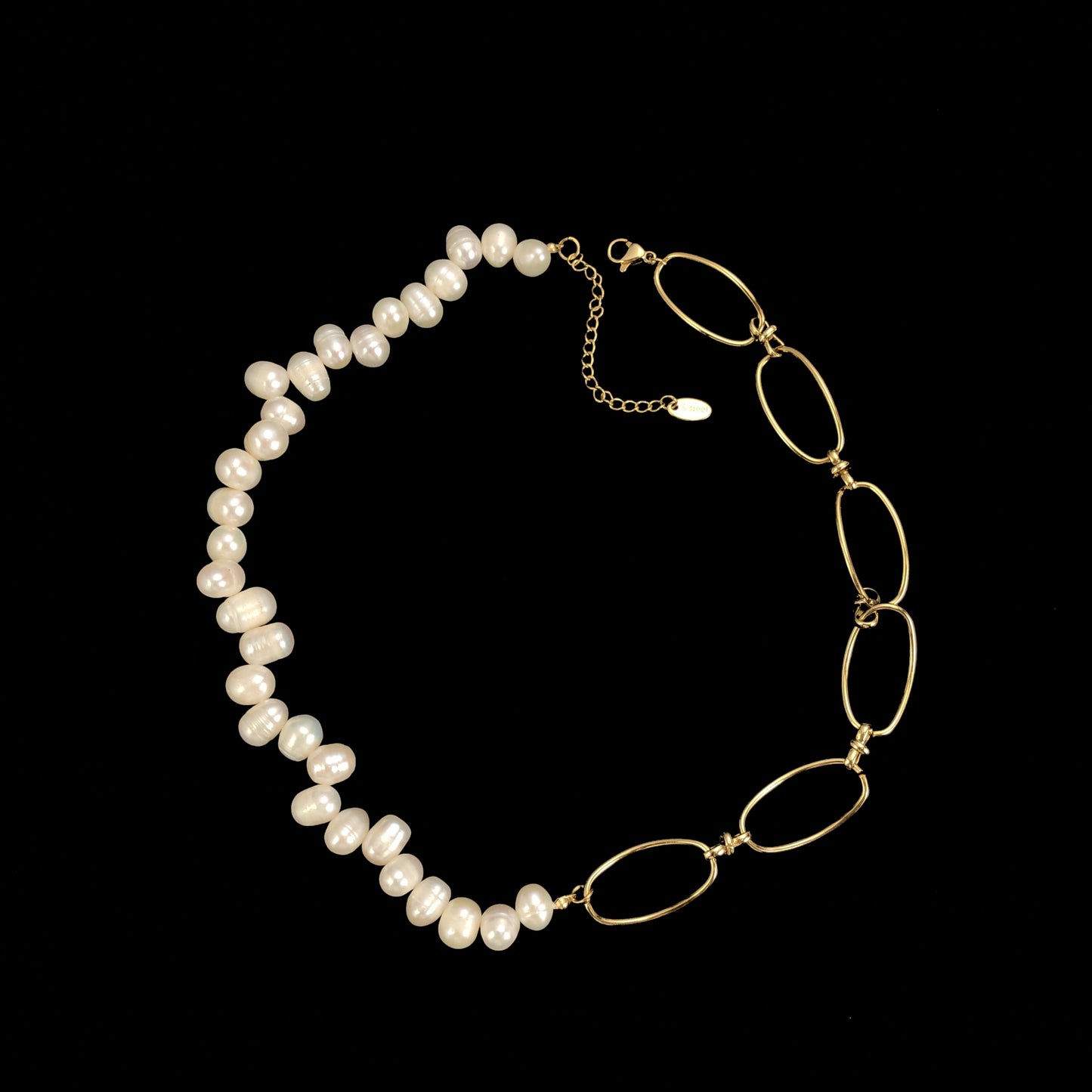 Natürliche Süßwasserperlen, Halskette aus 14-karätig vergoldetem Kupfer, handgefertigt.