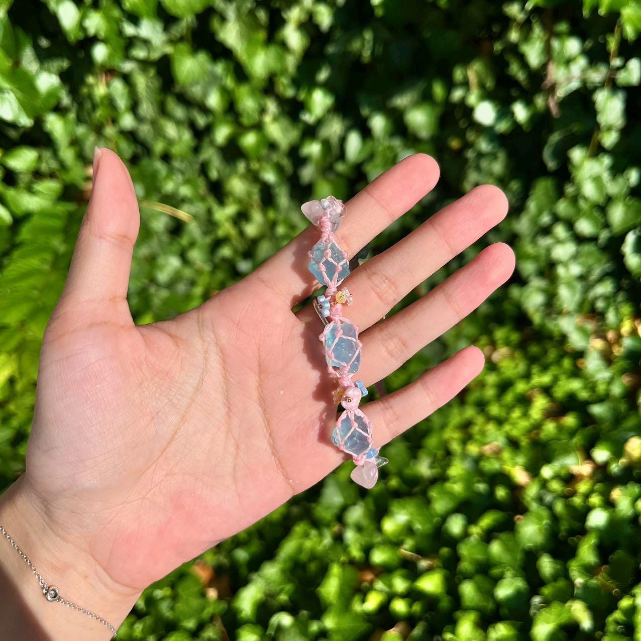 Marshmallow II - Makramee Edelstein Armband mit Aquamarin Handgefertigtes Armband Aquamarin