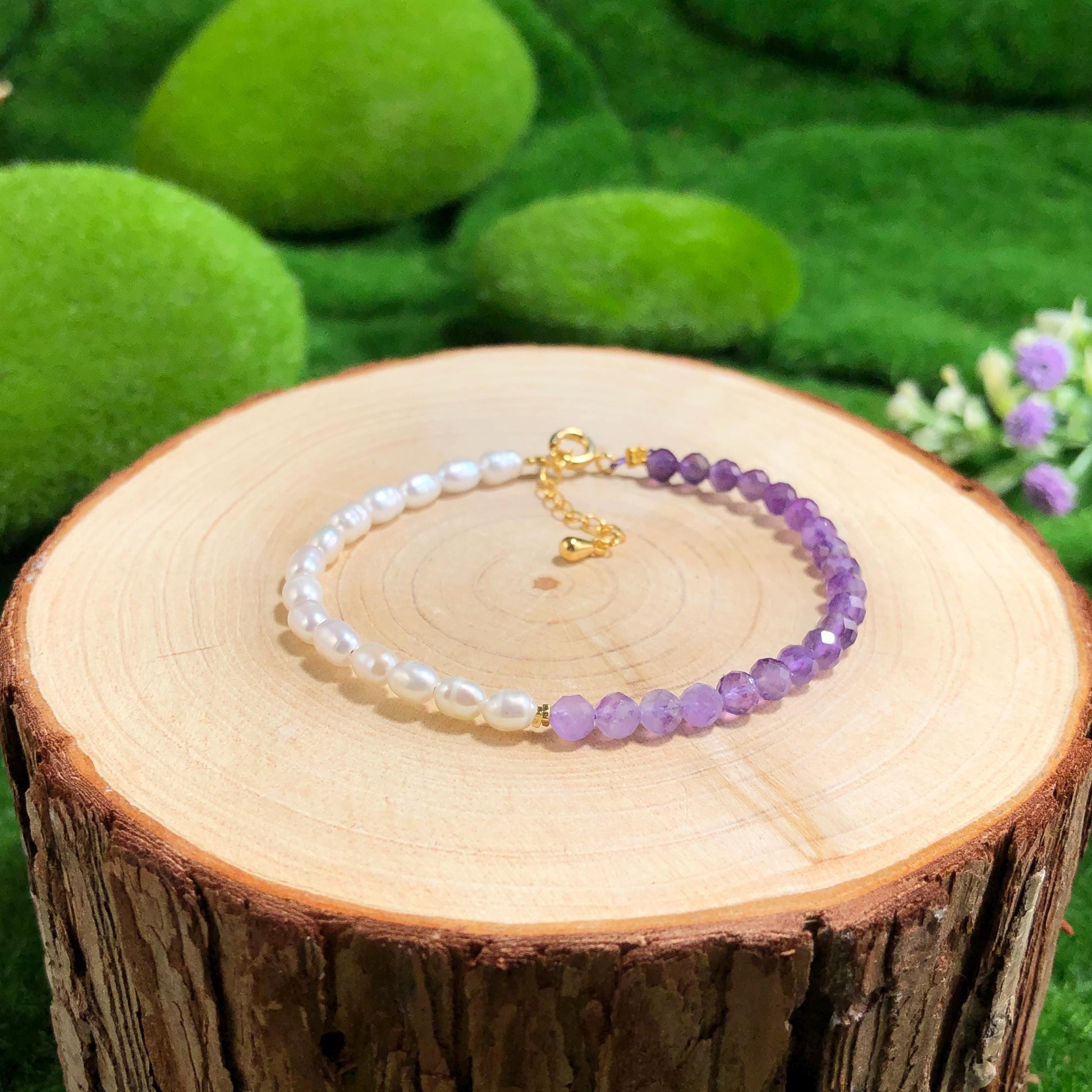 Feines Armband Amethyst Perlen Süßwasserperlen Armband Edelstein Gemstone 14k vergoldet handgemacht