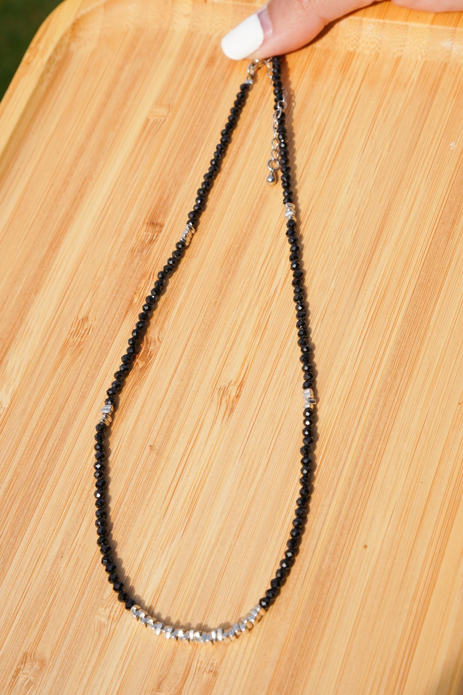 Feine Halskette Schwarzer Spinell Halskette Kupfer Edelstein Halskette Handmade Handgefertigte Halskette