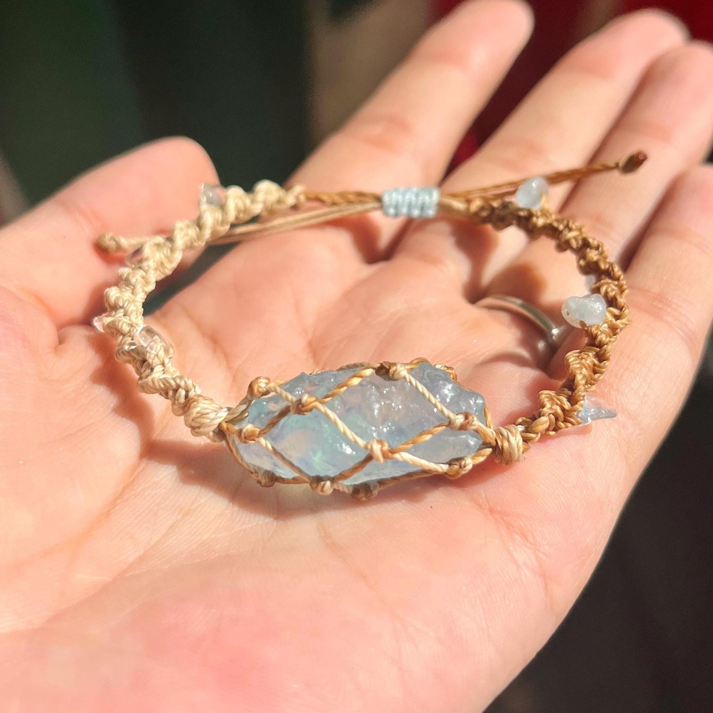 Küstenbrise - Makramee Armband Edelstein Aquamarin Armband Handgefertigtes Armband